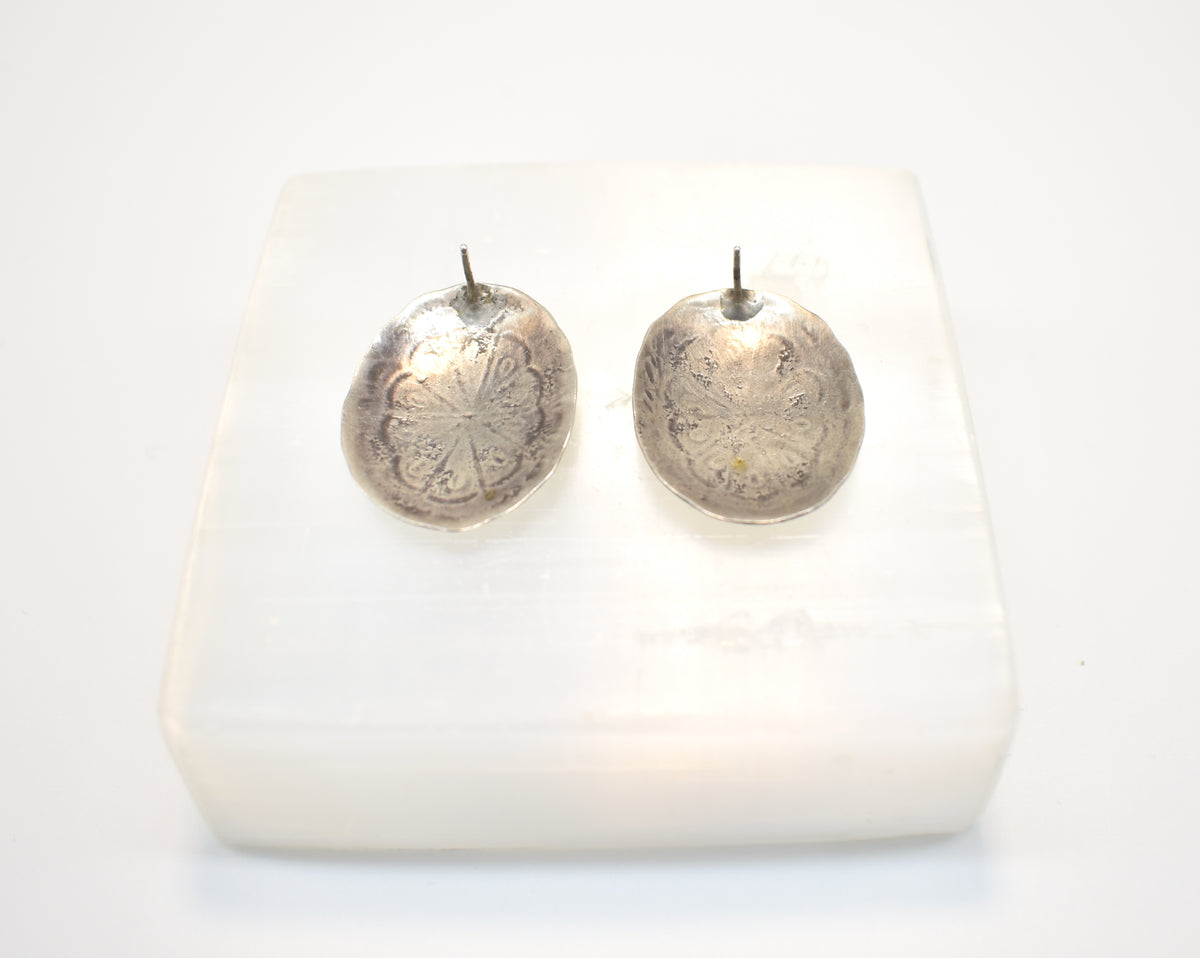 Amado Concho Earrings – Silver Concho